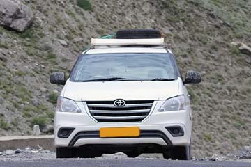 Toyota Innova Cab Service in Amritsar